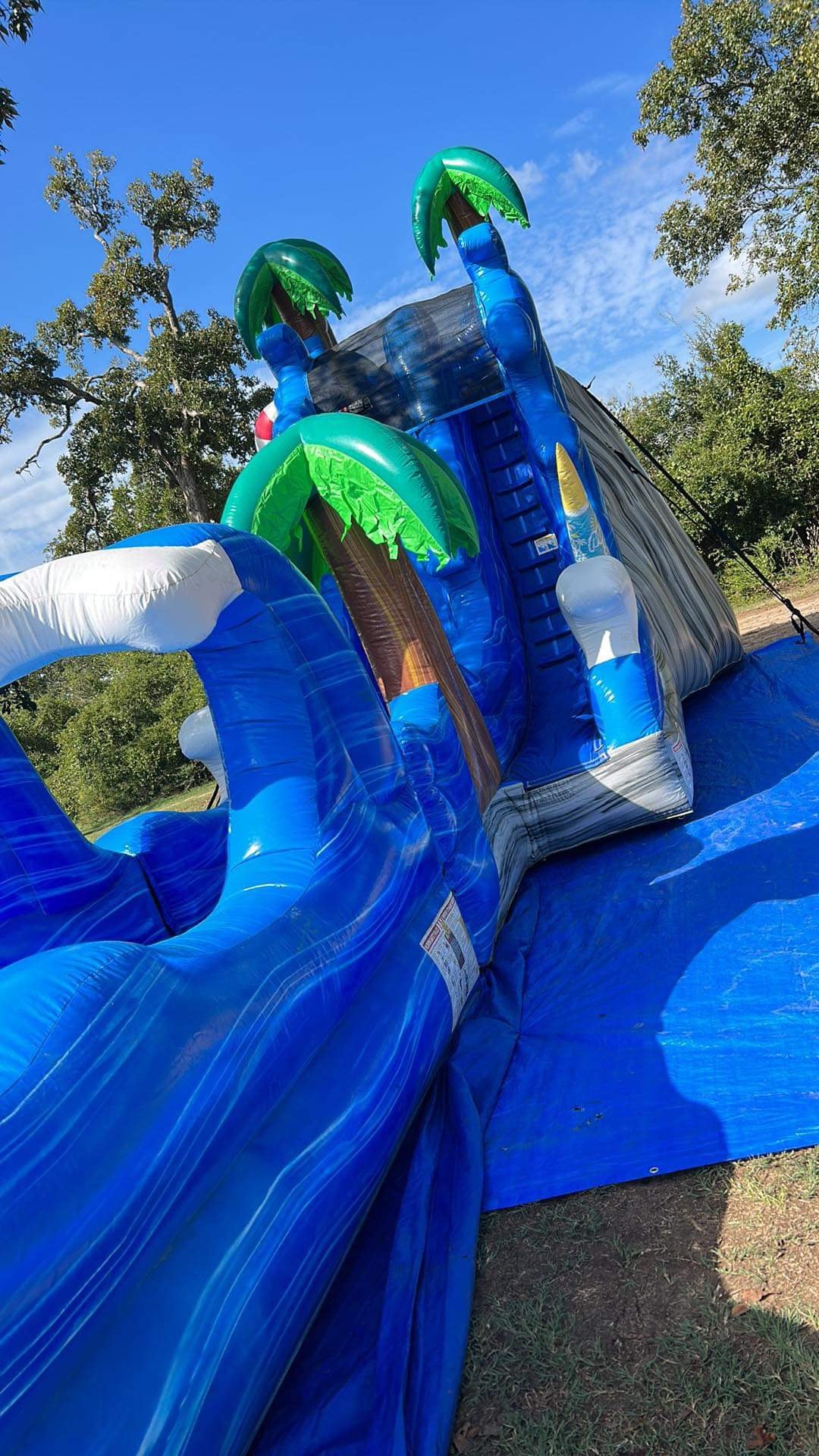 Malibu 22' Water Slide with slip n slide